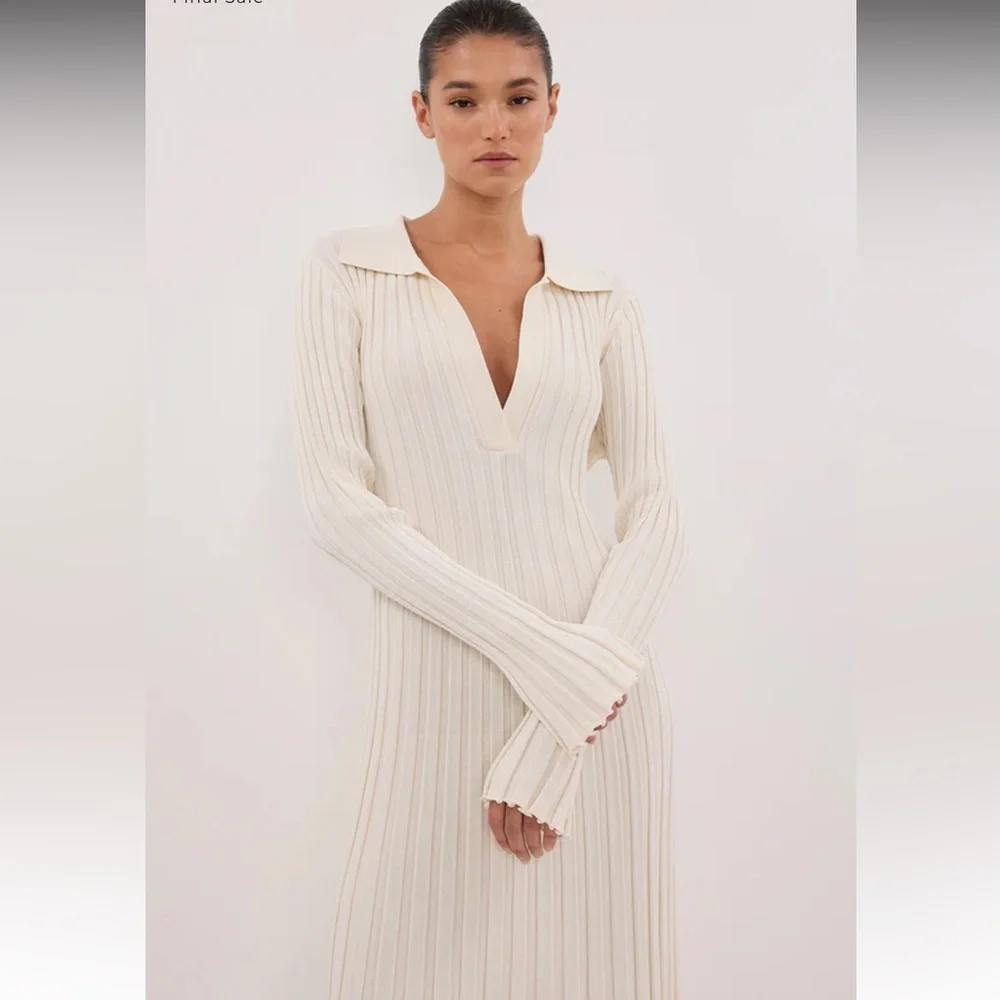 Dissh Hal Long Sleeve Knit Midi dress - Picture 2 of 14